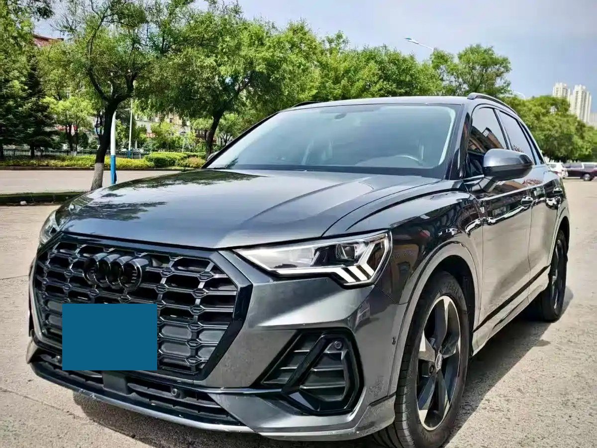 2022 Audi 奥迪 Q3 35 TFSI 时尚动感版