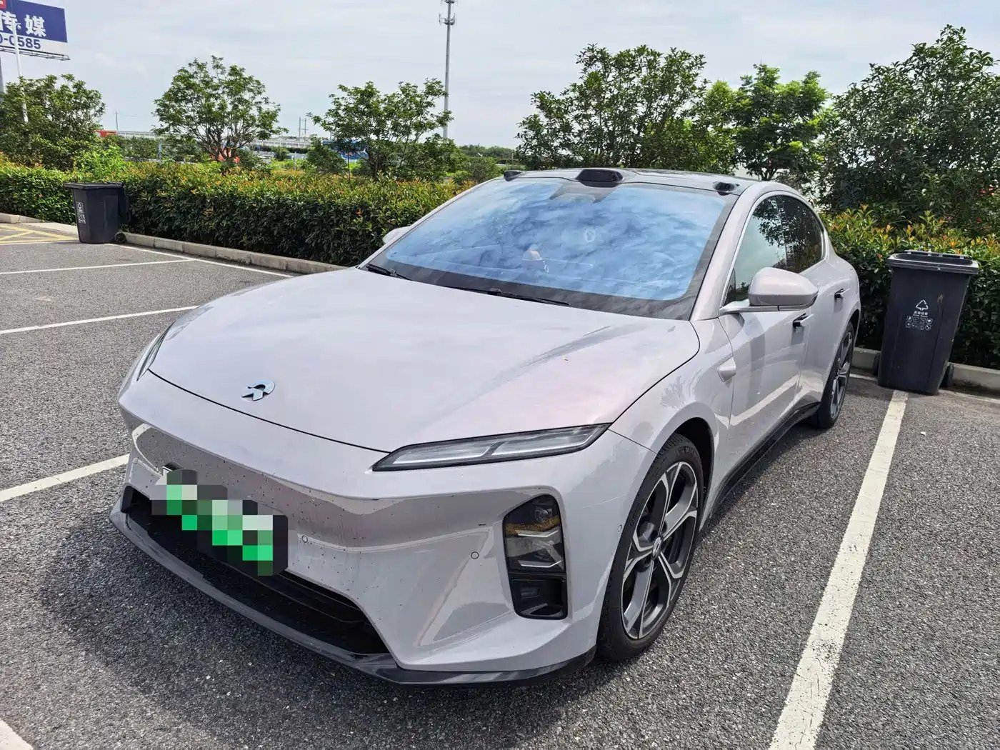 2025 NIO ET5 75kWh
